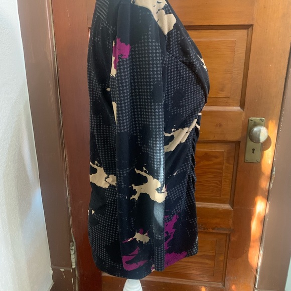 Floral blouse - Picture 3 of 5